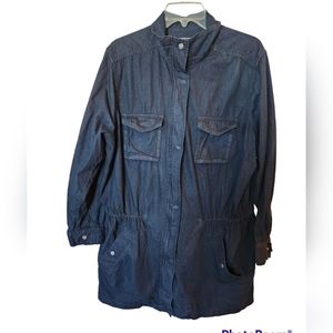AVENUE DENIM  size 18/20.  100% cotton, lightweight jacket. Adjustable waist